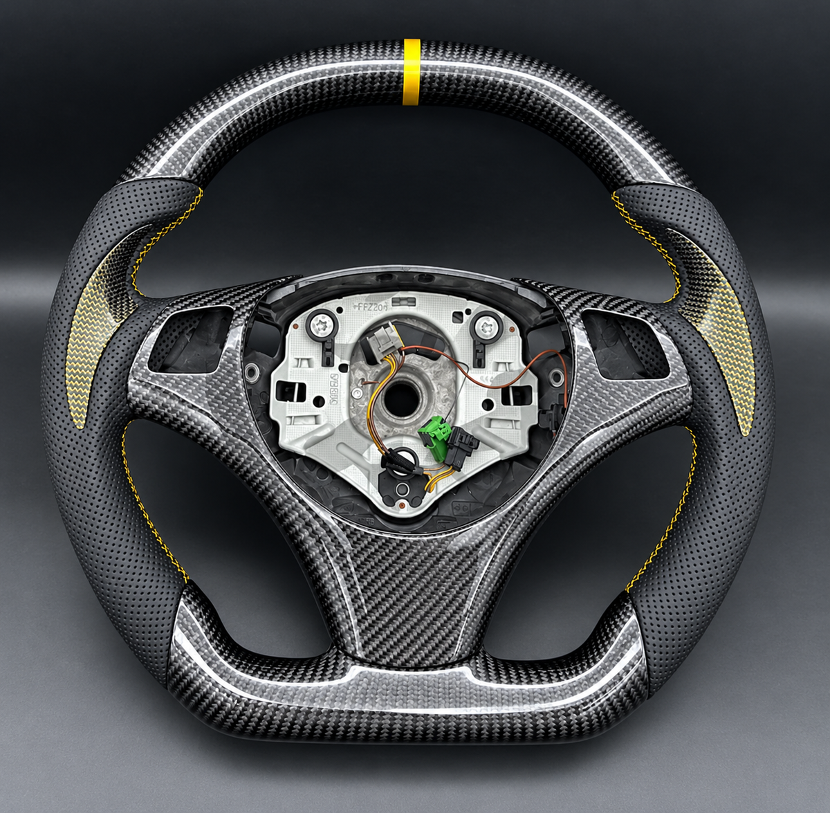 Carbon Fiber Steering Wheel fits BMW 1 SERIES E82 E88 / 3 SERIES E90 E91 E92 E93 / X1 E84