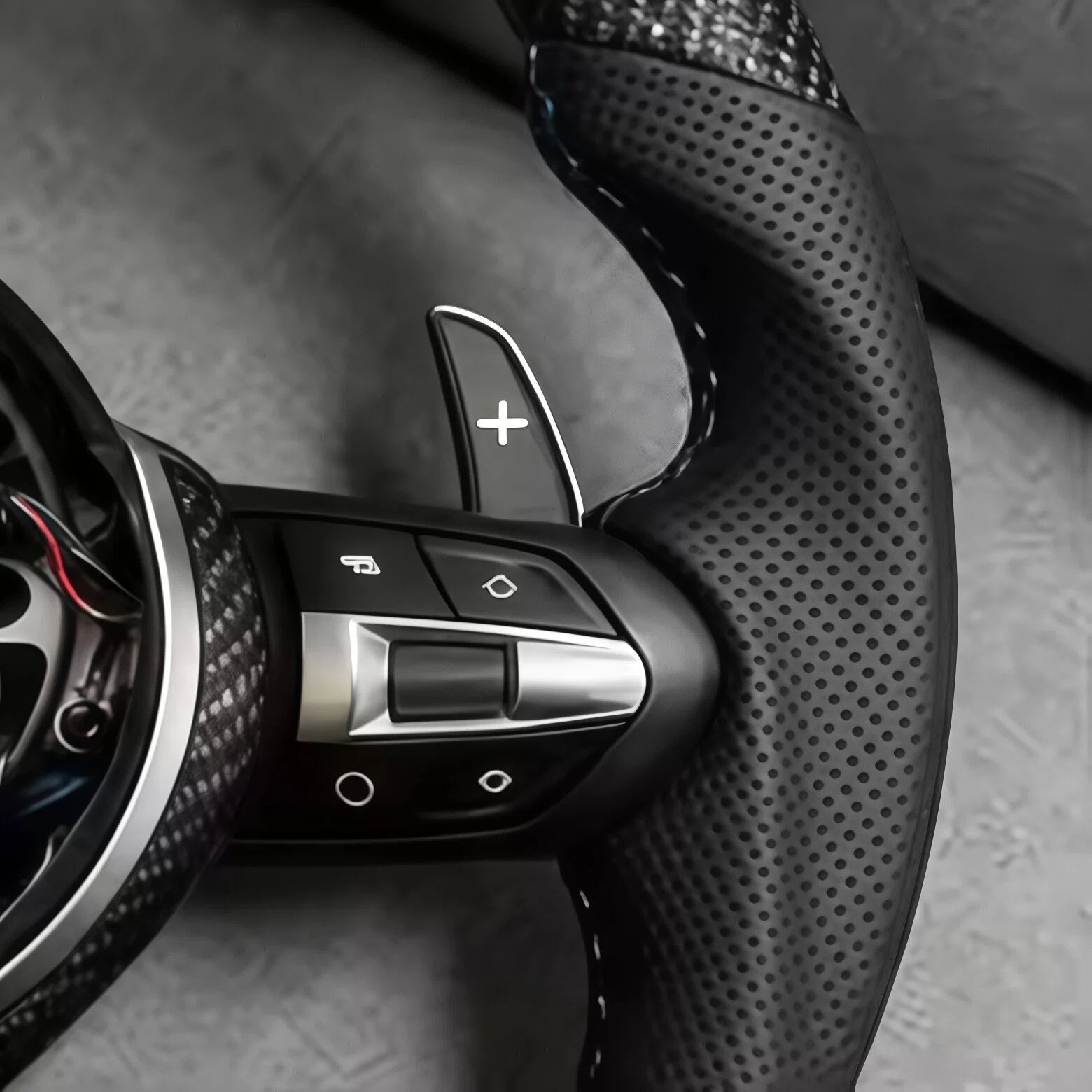 LED Carbon Fiber Steering Wheel Fits BMW 1 Series 3 Series 5 Series 7 Series X5 F15 E70 X6 F16 E71 E60 E90 F20 F10 F30 F32 F36