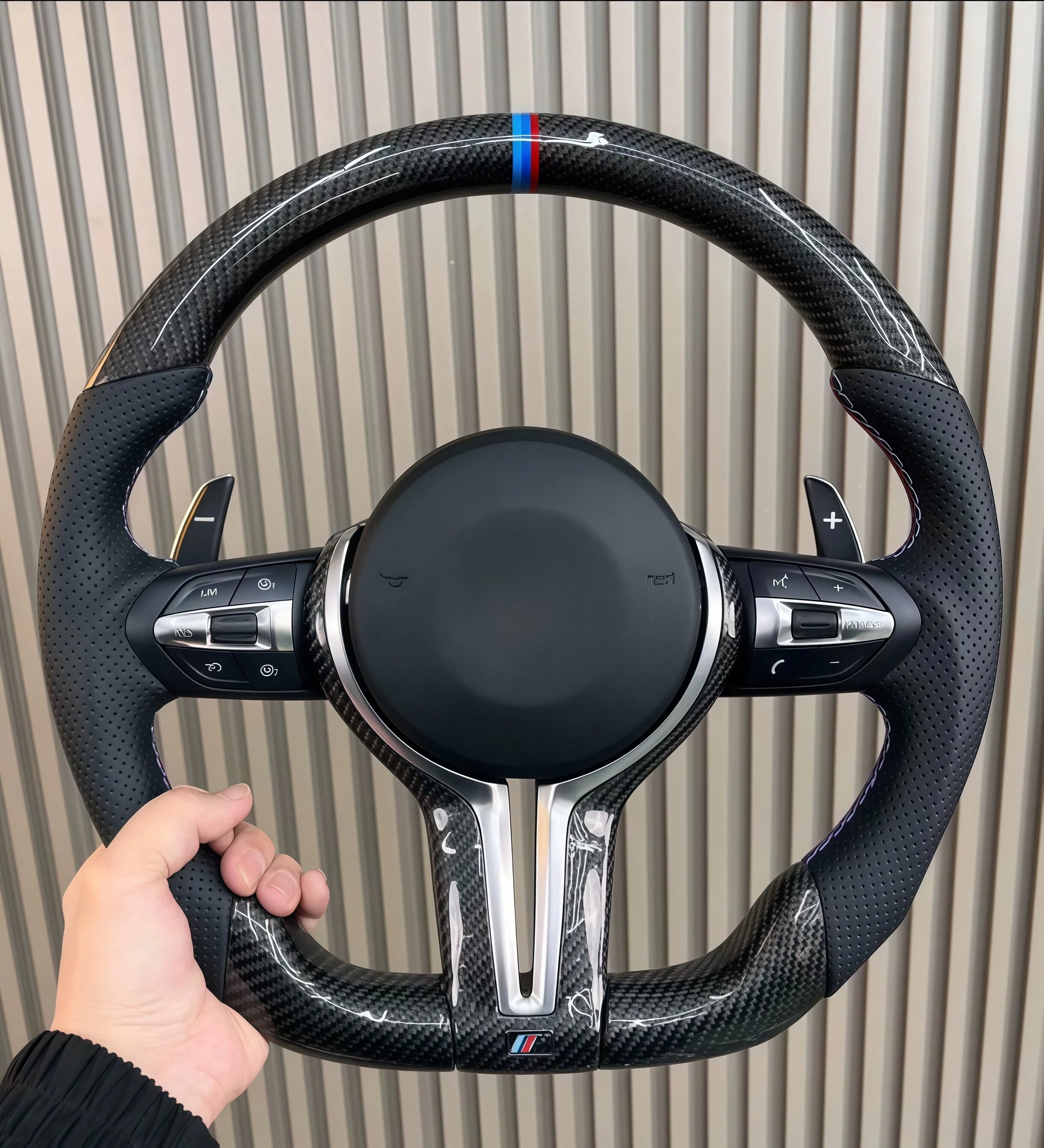 T-Style Carbon Fiber Steering Wheel Assembly for BMW 1/2/3/4/5/6/7 Series, X1-X6, E & F Chassis