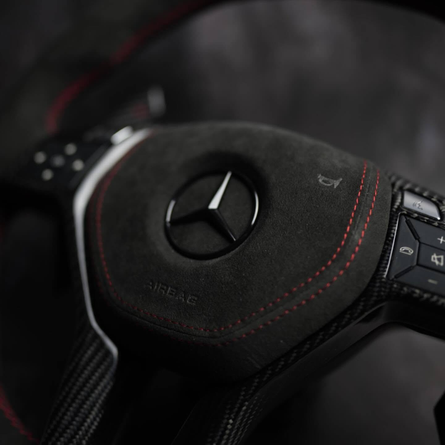 Full Alcantara Carbon Fiber Steering Wheel For 2012 Mercedes-Benz C63 AMG W204