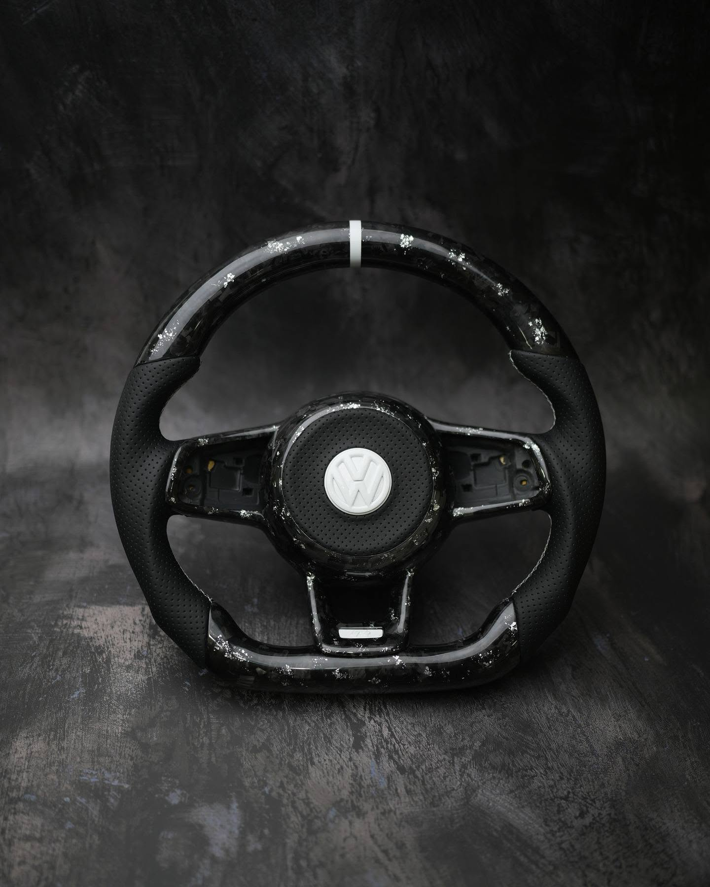 Forged Carbon Fiber Steering Wheel For VW Golf MK7 GTI, Golf MK7 R Jetta GLI