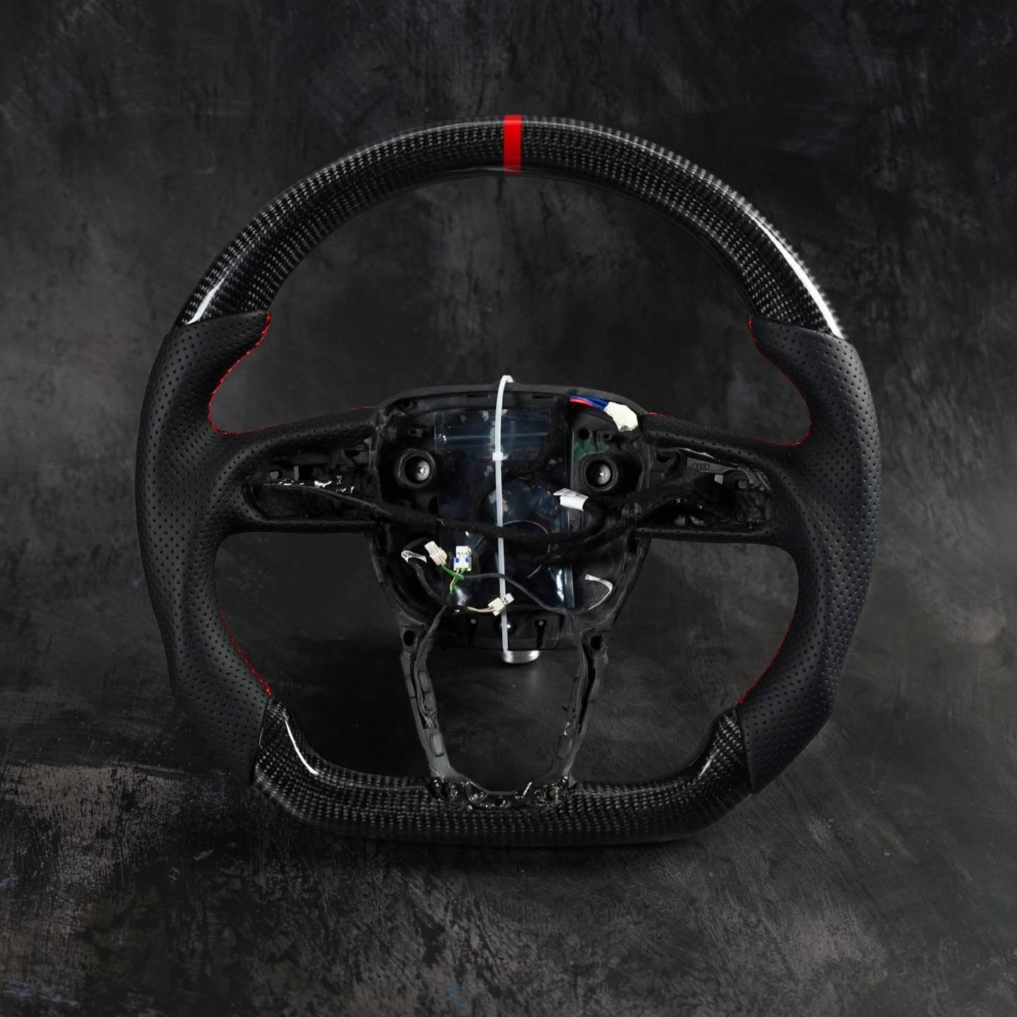 Carbon Fiber Steering Wheel For 2023 Audi SQ8