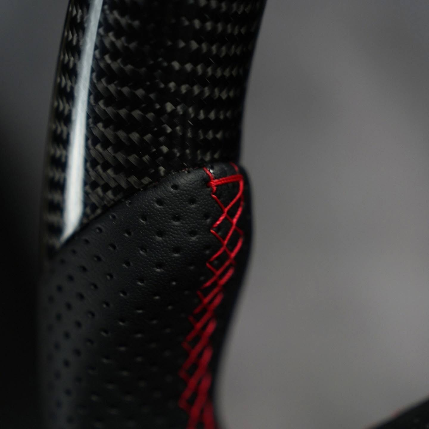 Carbon Fiber Steering Wheel For 2023 Audi SQ8