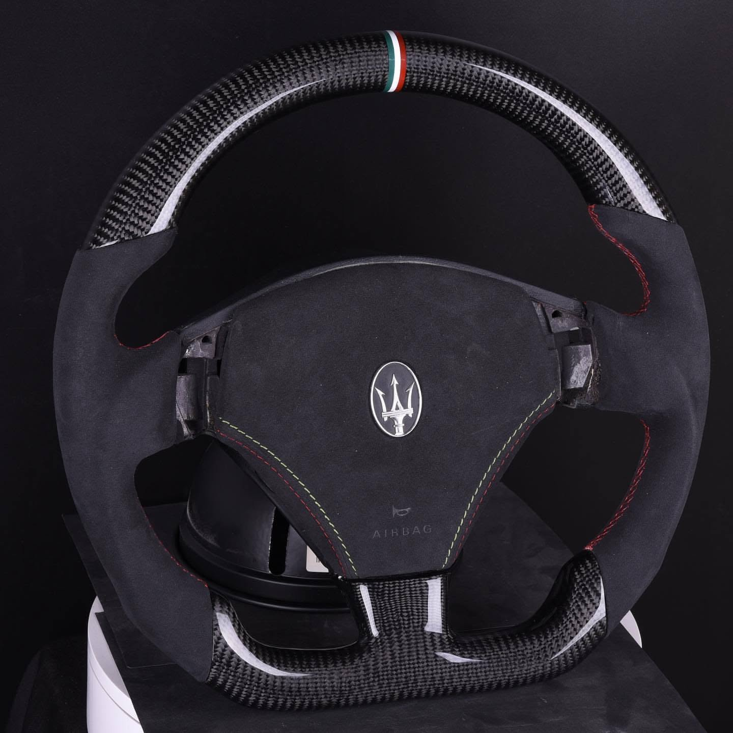 Carbon Fiber Steering Wheel For 2007-2019 Maserati GranTurismo GTS (M145)