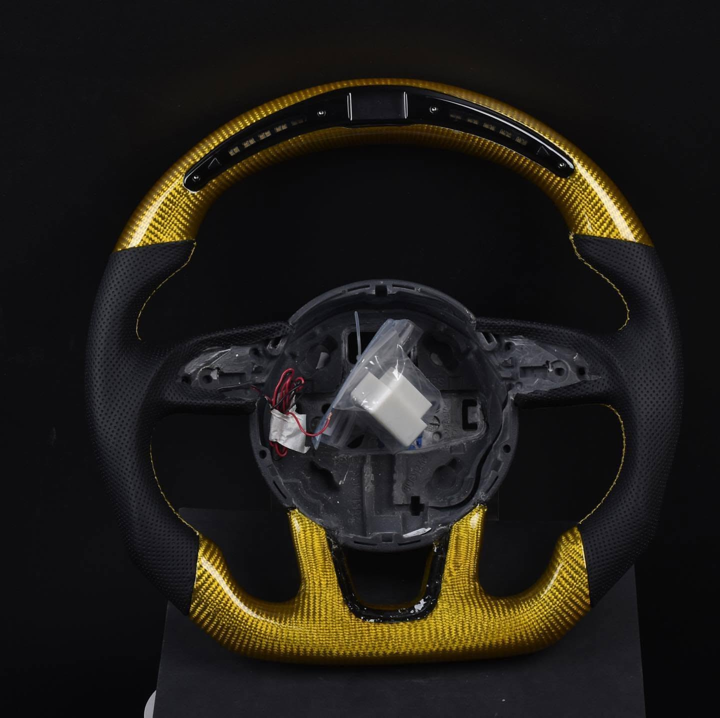 LED Gold Carbon Fiber Steering Wheel For 2013-2018 Audi Q3 Q5