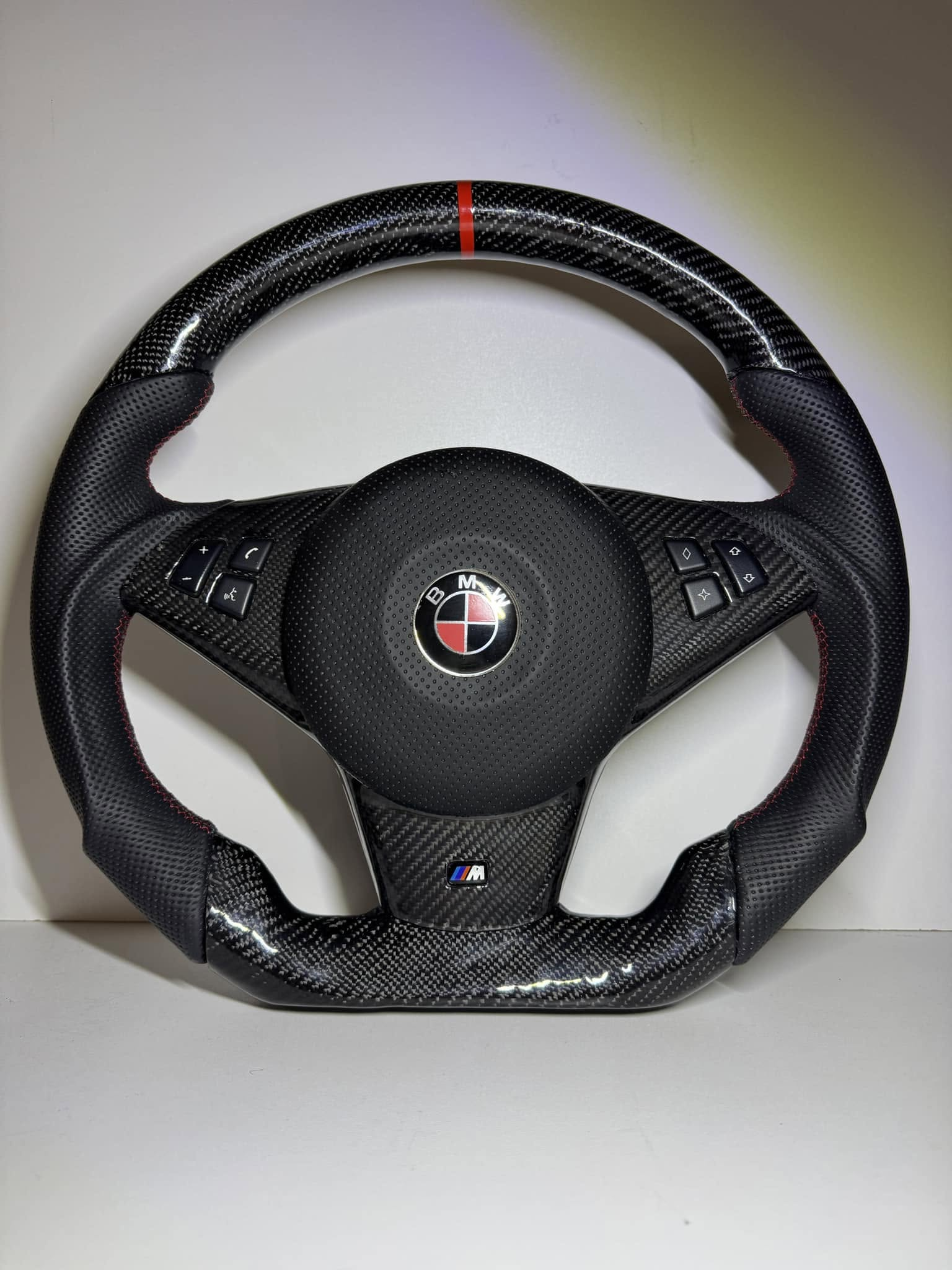 Custom Carbon Fiber Steering Wheel Fits BMW 1 Series E81 E82 E87 E88, 3 Series E90 E91 E92 E93, X1 E84