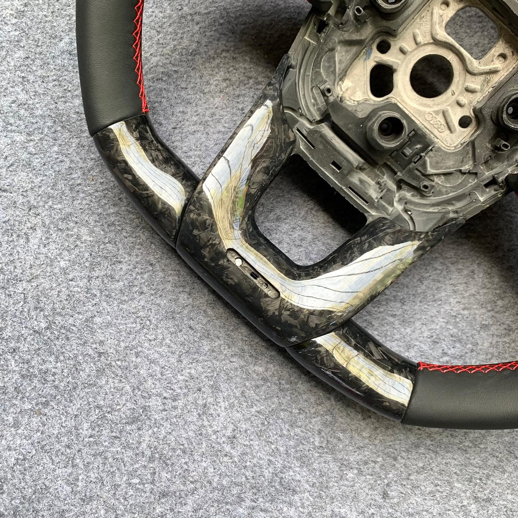 Forged Carbon Fiber Steering Wheel Fits Lamborghini Urus 2019-2026