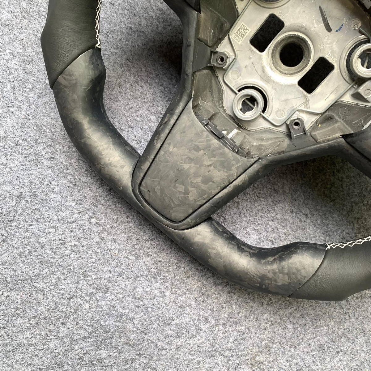 Matte Forged Carbon Fiber Steering Wheel for Tesla Model 3 / Model Y