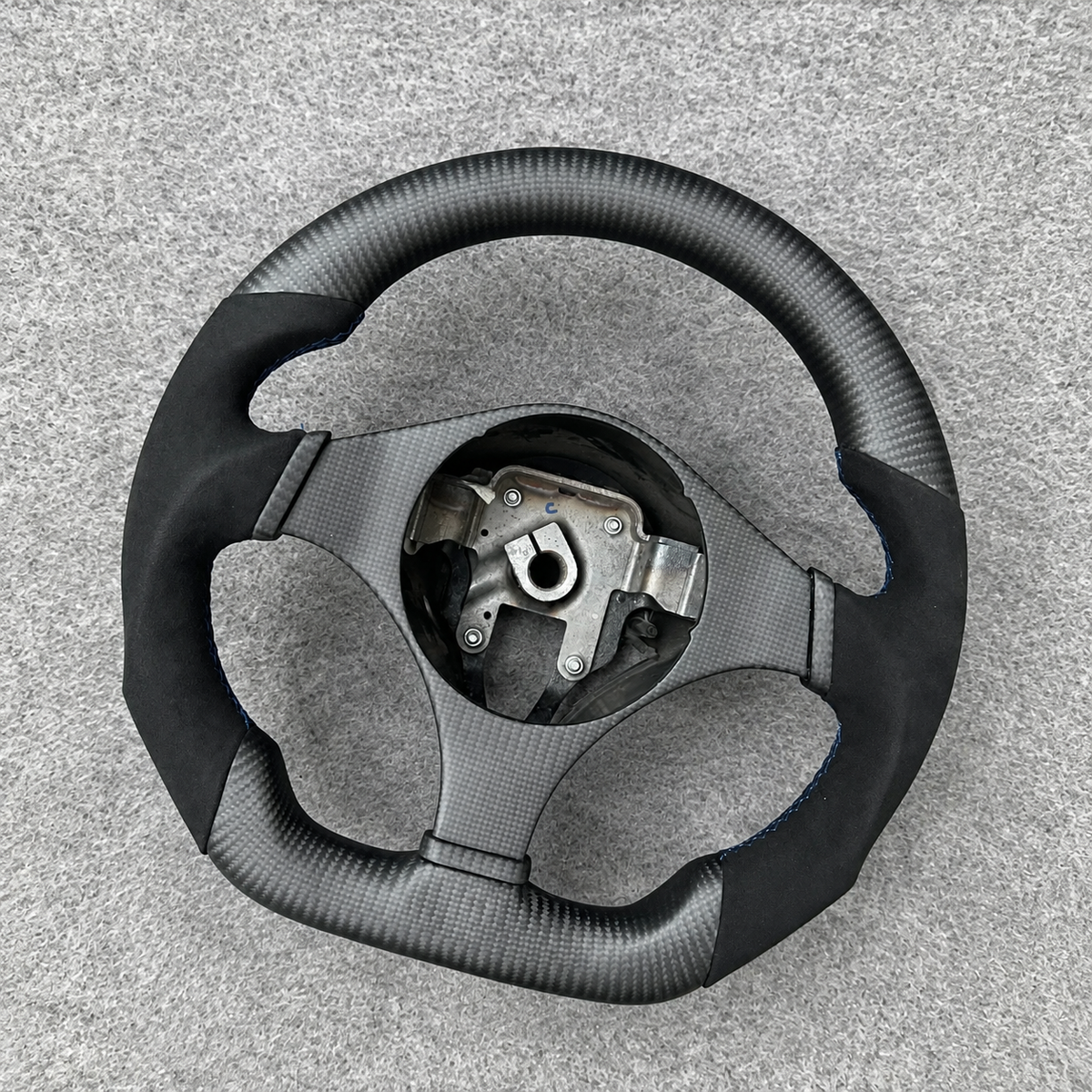 Matte Carbon Fiber Steering Wheel Fits 2001-2007 Mitsubishi EVO 7 8 9