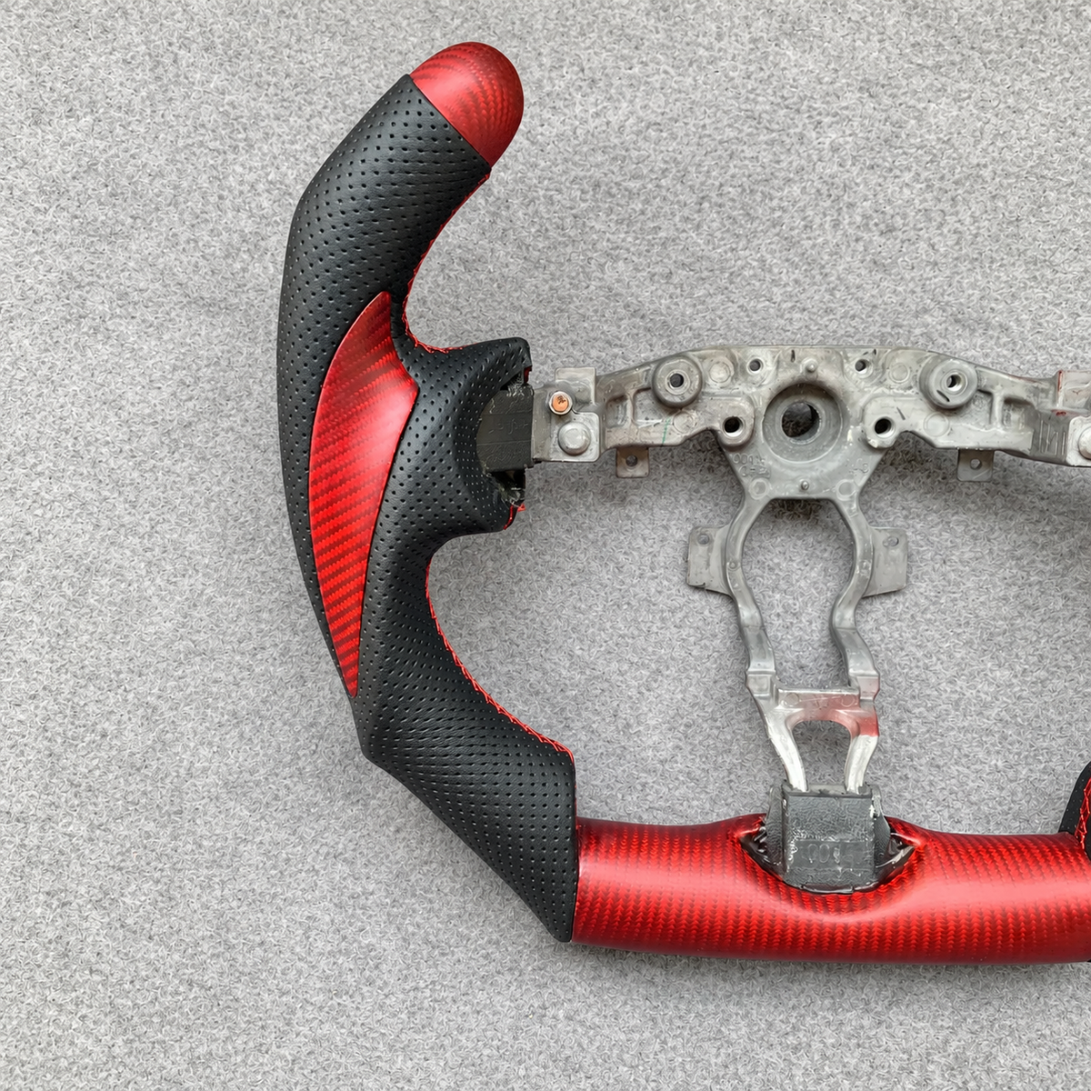 F1 Style Matte Red Carbon Fiber Steering Wheel fits 2010-2018 Nissan Juke