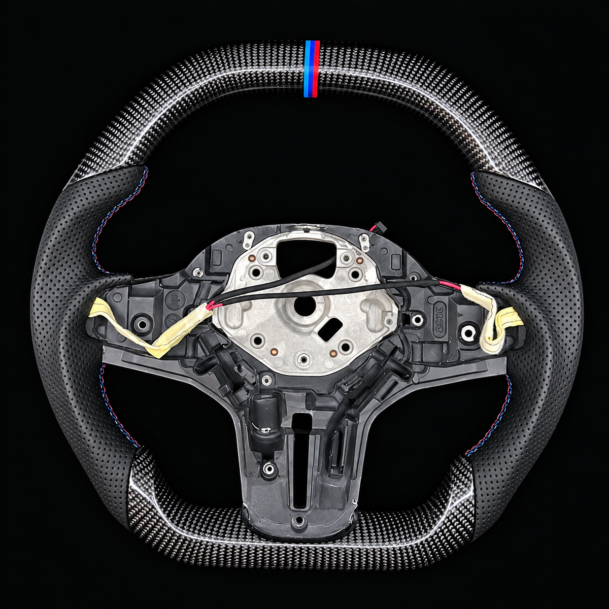 Carbon Fiber Steering Wheel fits BMW 5 series G30 G31 G38 / 6 series G32 / 7 series G11 G12 / 8 series G14 G15 G16 / X3 G01 / X4 G02 / X5 G05 / X6 G06 / X7 G07 / X3M X5M / M5 F90 / M8 F91 F92 F93 / Z4 G29