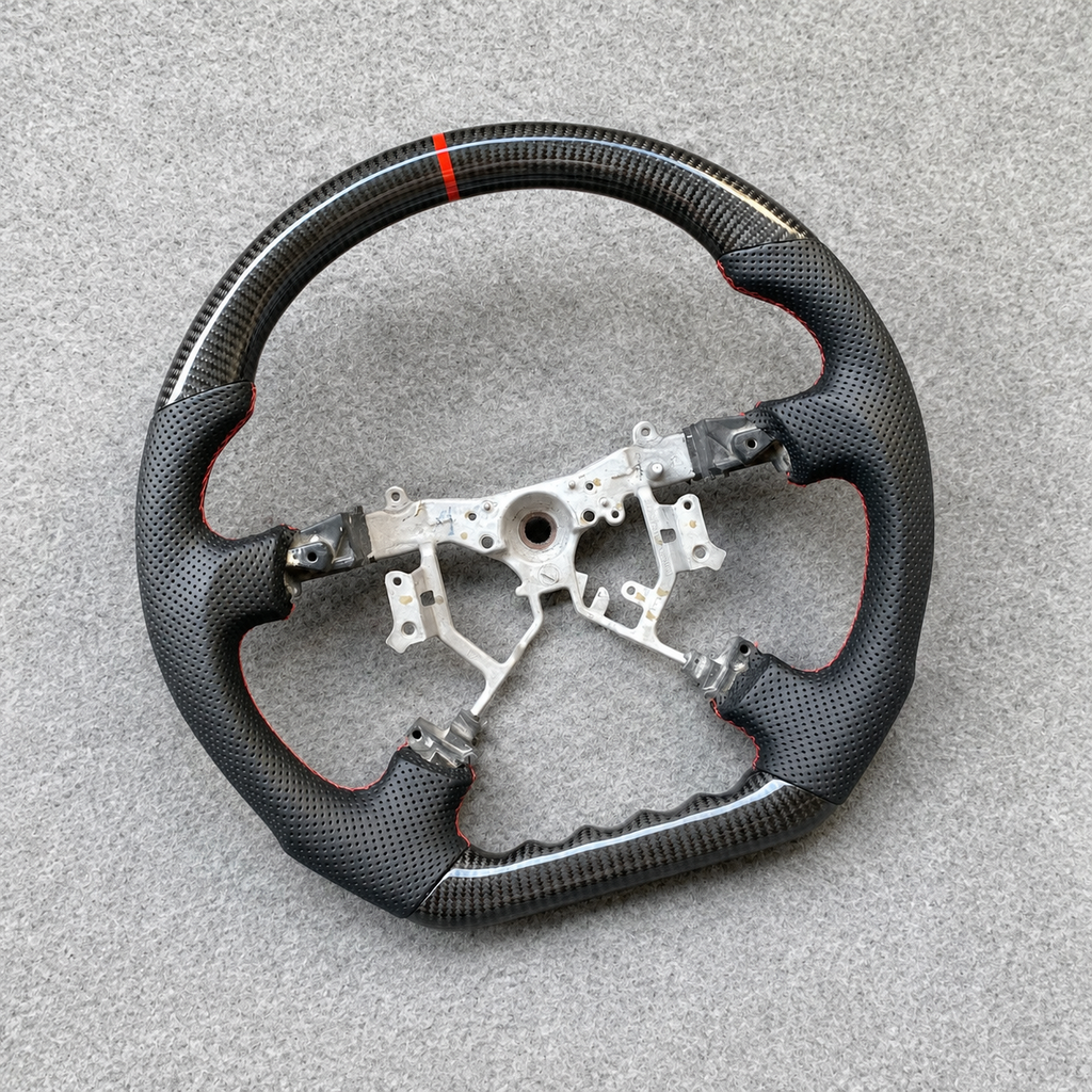 Carbon Fiber Steering Wheel Fits Toyota Land Cruiser / Land Cruiser (200 Series) / Land Cruiser (70 Series)