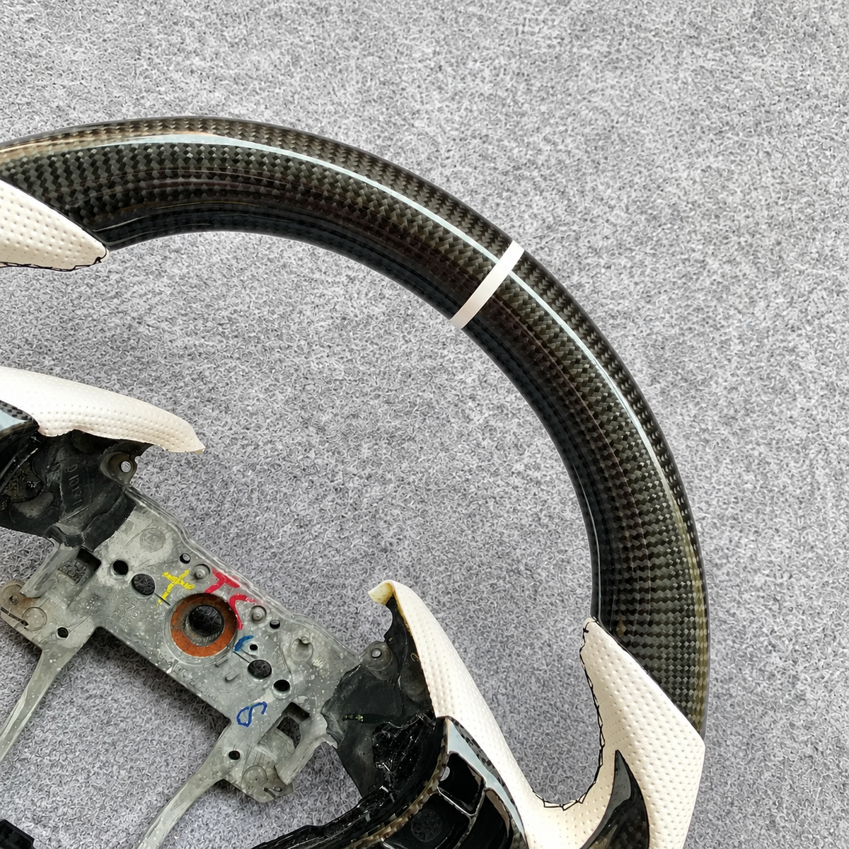 White Perforated Leather Carbon Fiber Steering Wheel Fits Acura TL 2009‑2014