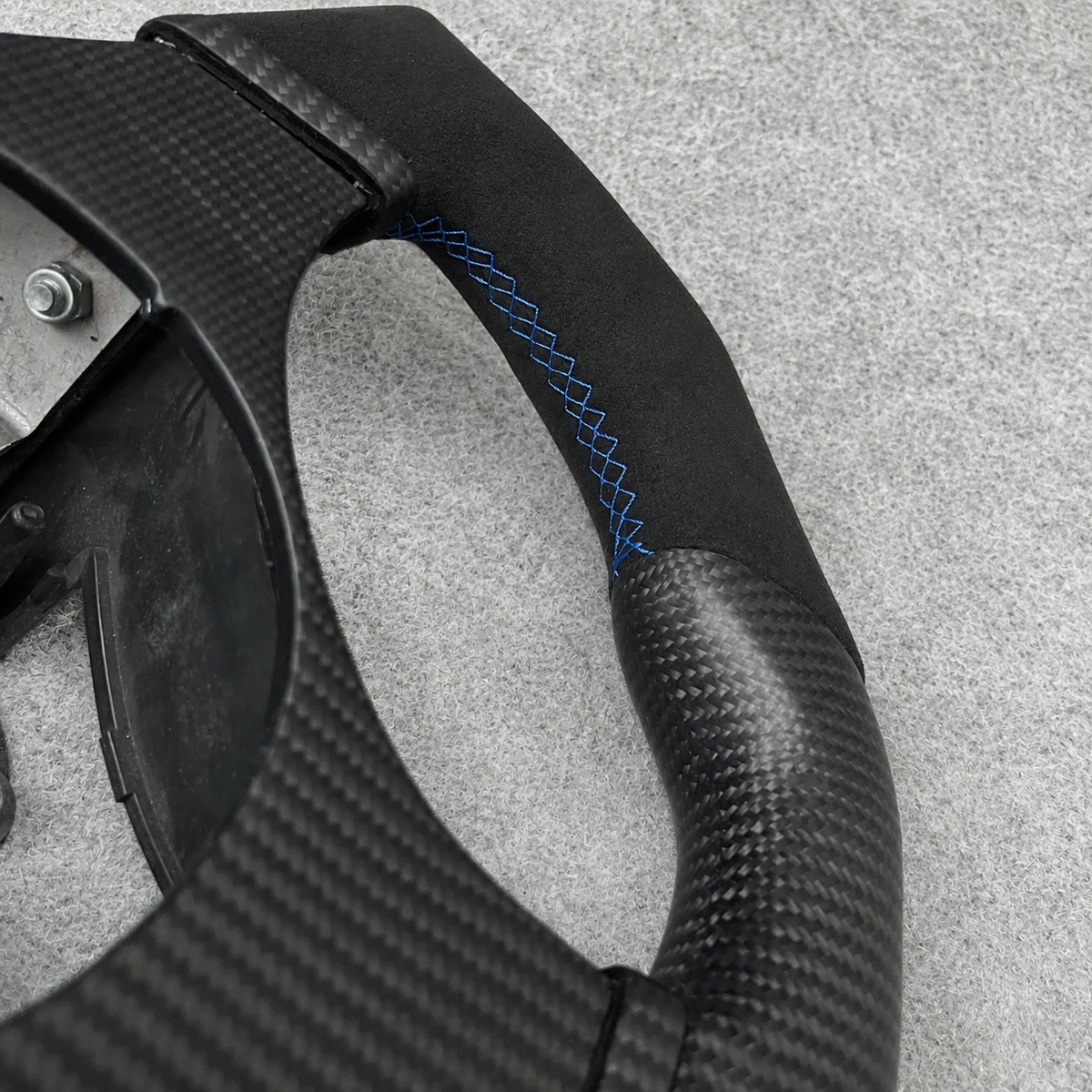 Matte Carbon Fiber Steering Wheel Fits 2001-2007 Mitsubishi EVO 7 8 9