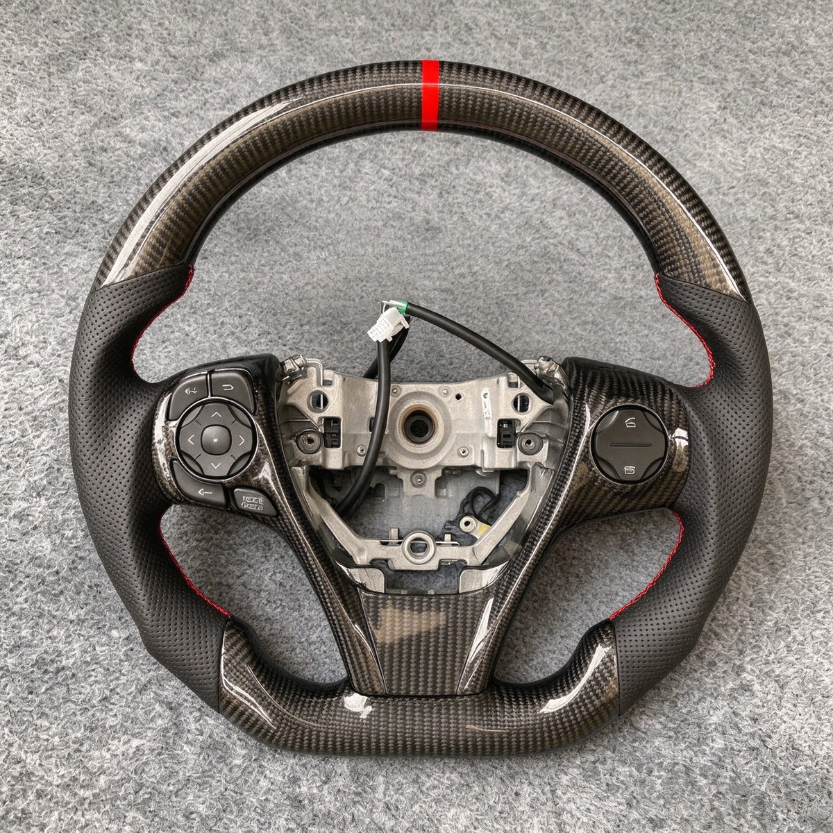 Carbon Fiber Steering Wheel fits Toyota 2012-2014 Camry / 2013-2019 Venza