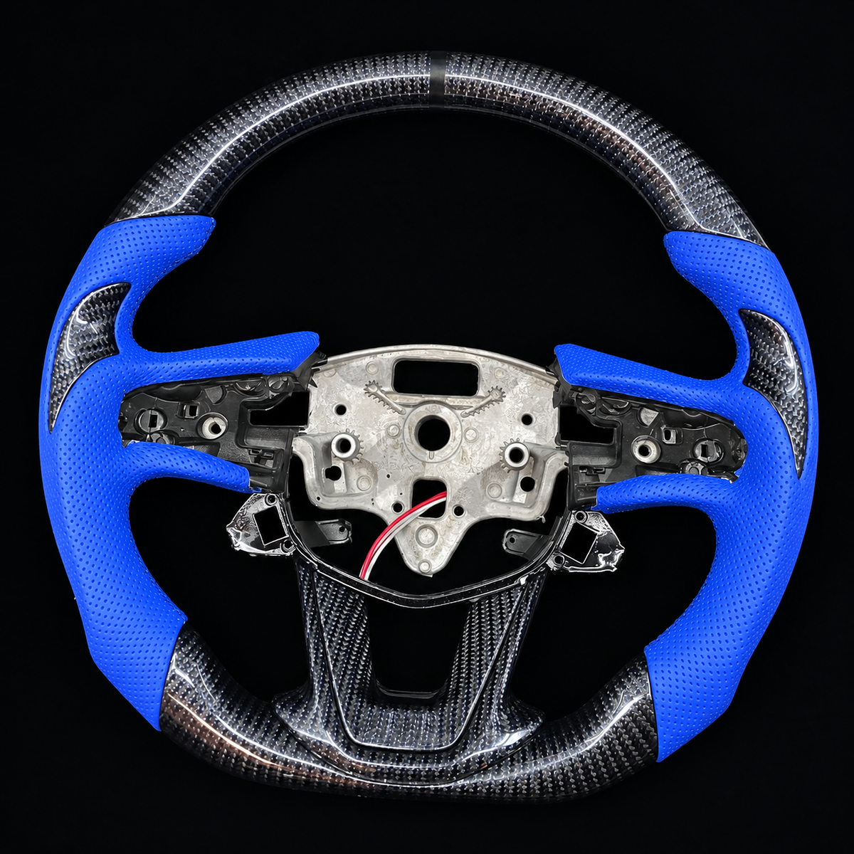 Carbon fiber steering wheel fits Cadillac 2020-2025 CT4 CT4-V Blackwing / CT5 CT5-V Blackwing / 2019-2025 XT4
