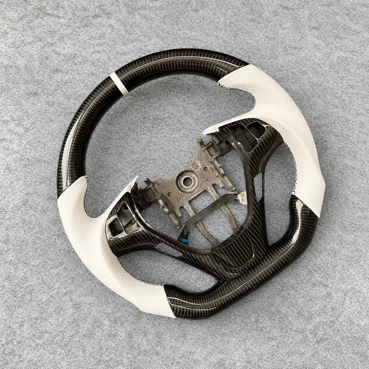 Carbon Fiber Steering Wheel Fits Hyundai 2009-2016 Genesis Coupe
