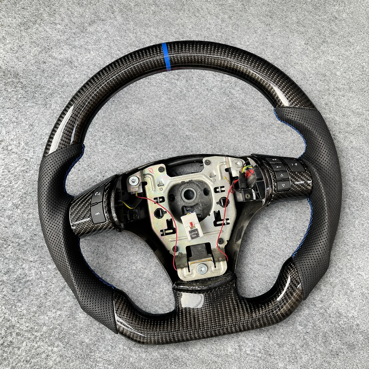 Custom Carbon Fiber Steering Wheel Fits Chevrolet 2006-2011 HHR / 2005-2010 Cobalt