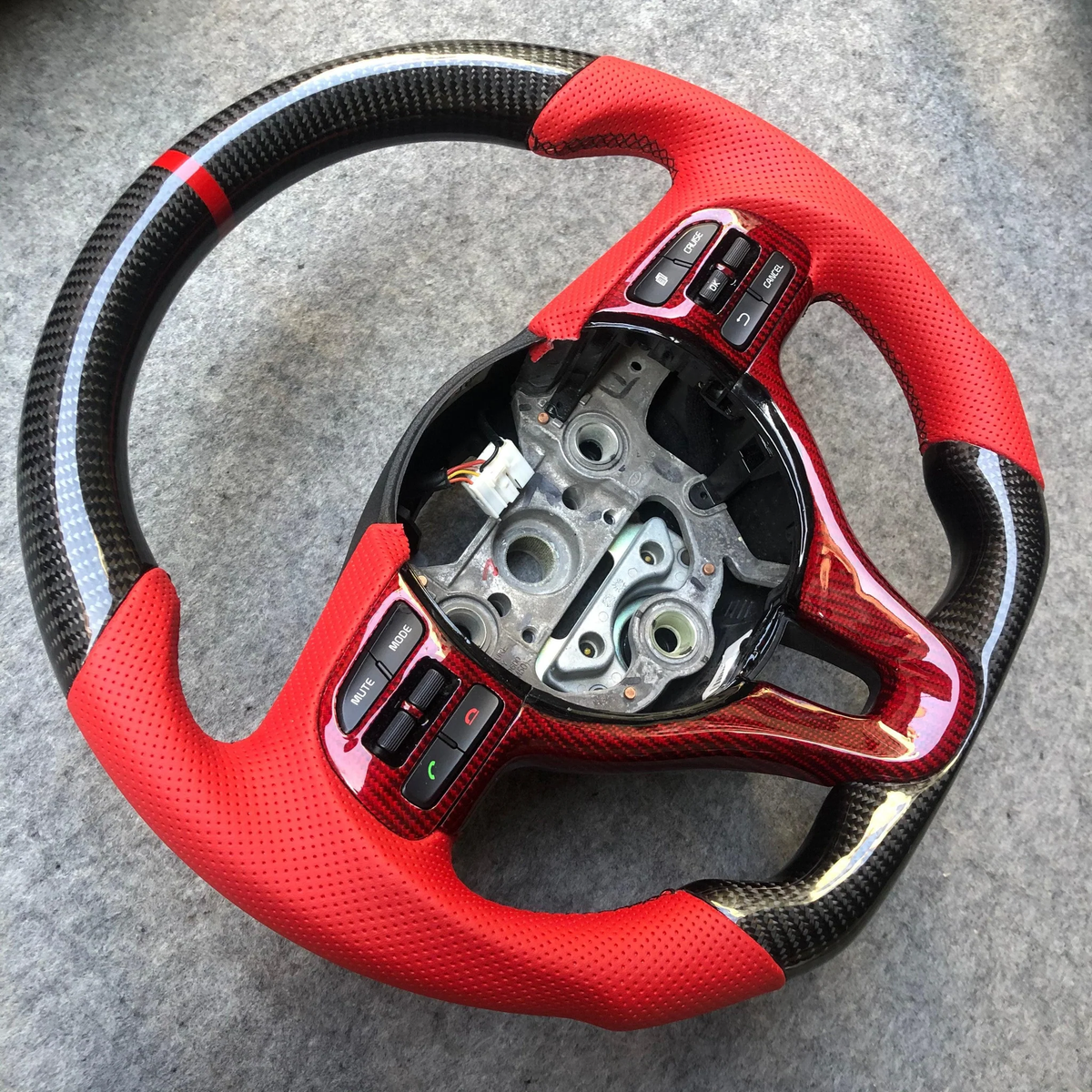 Custom Carbon Fiber Steering Wheel Fits Kia Optima 2016–2020
