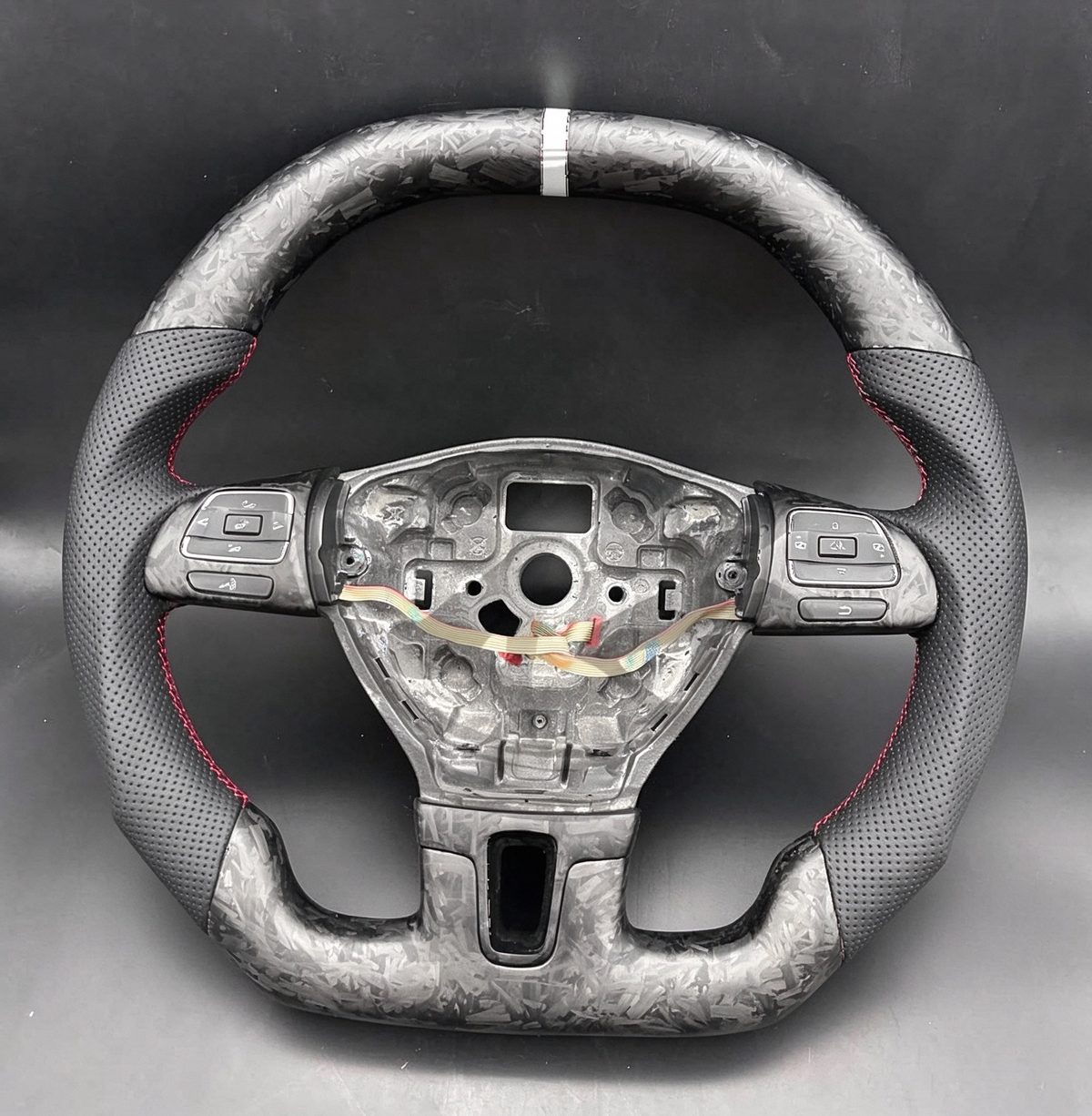 Matte Forged Carbon Fiber Steering Wheel fits VW 2010-2014 MK6/2006-2010 Jetta/2010-2015 Passat/2011-2018 Tiguan/2009-2017 CC