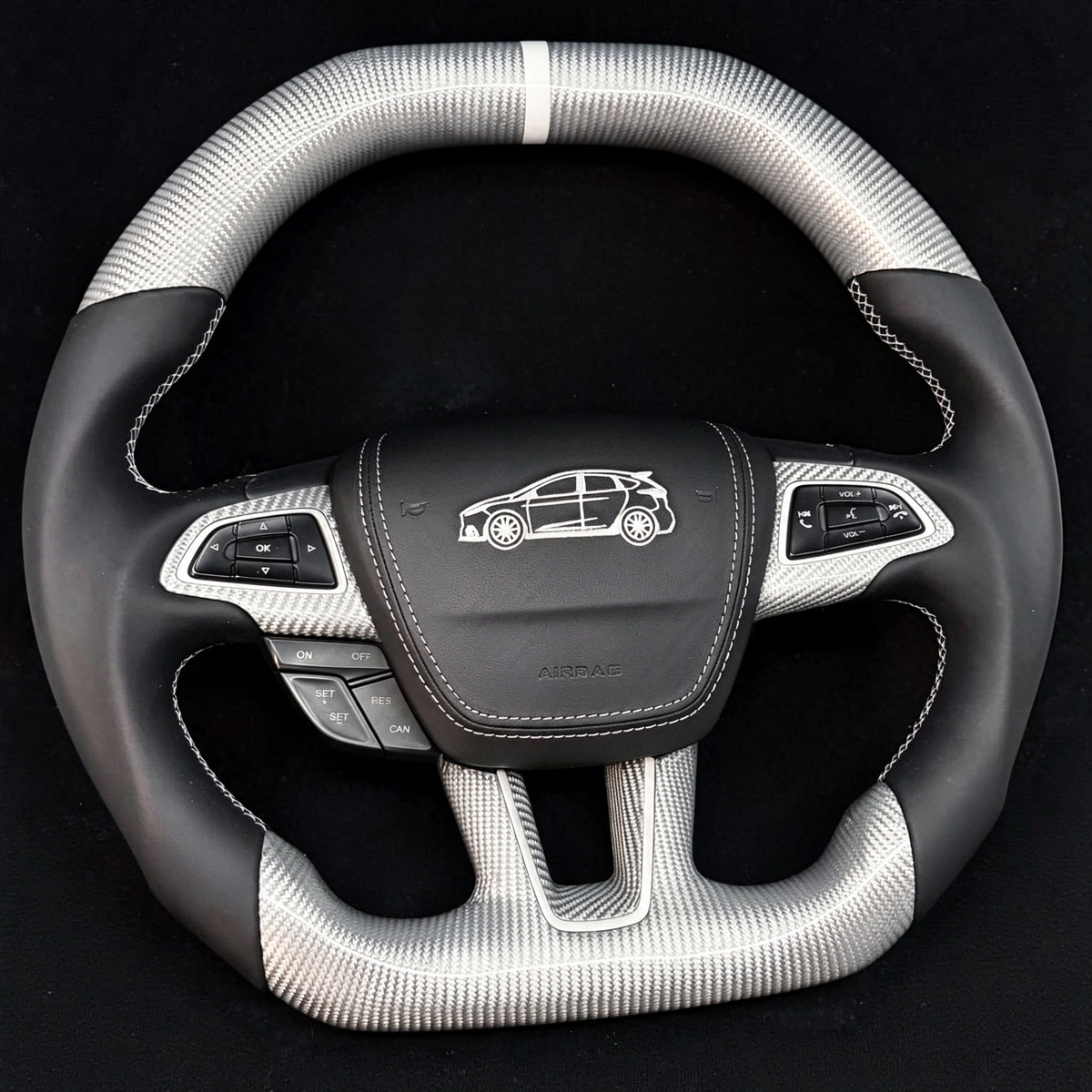 Silver woven carbon fiber steering wheel fits Ford 2015-2018 Focus MK3 RS/ST / 2018-2021 EcoSport / 2017-2019 Escape