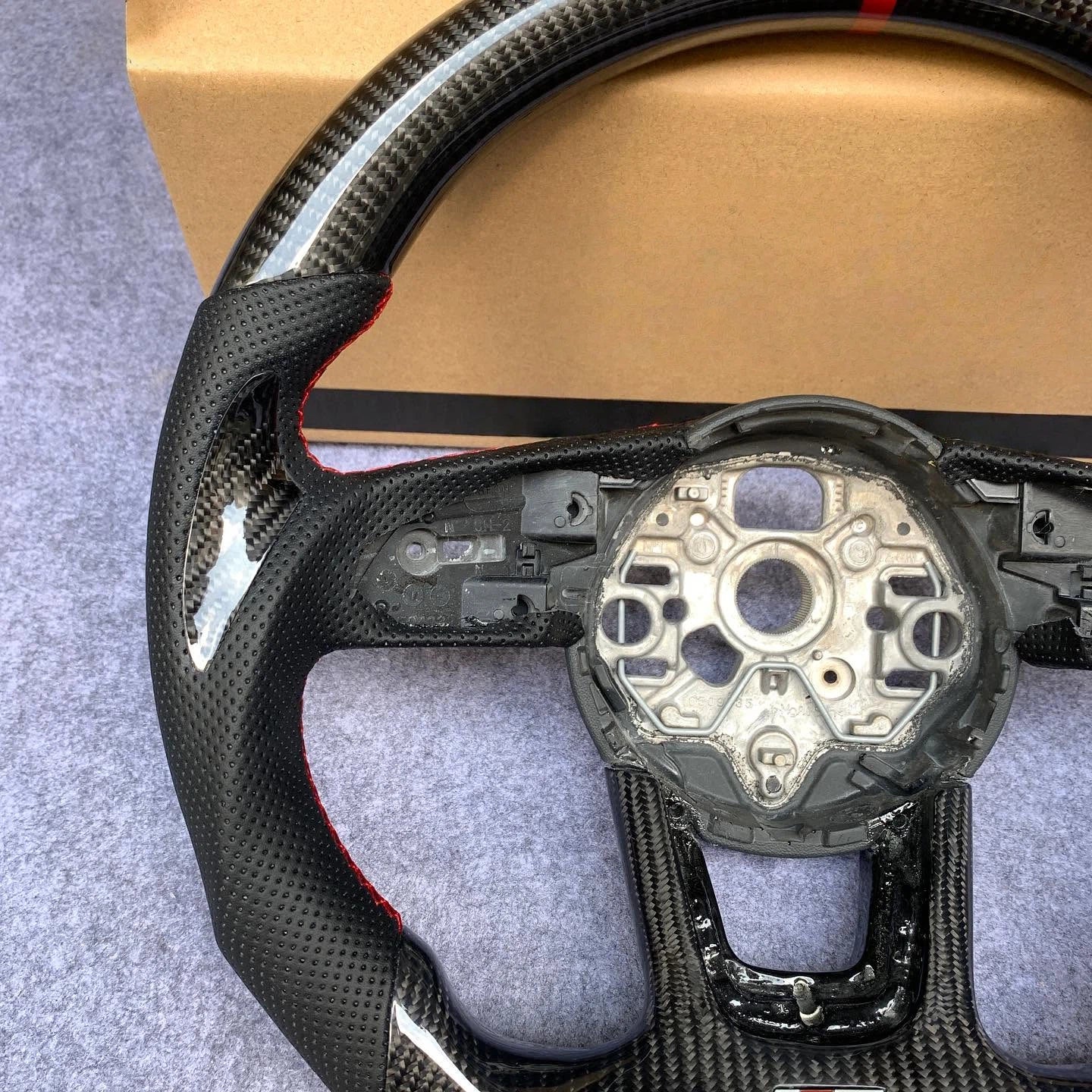 Custom Carbon Fiber Steering Wheel Fits Audi A3 S3 RS3 A4 A5 S4 S5 RS4 RS5 2017+