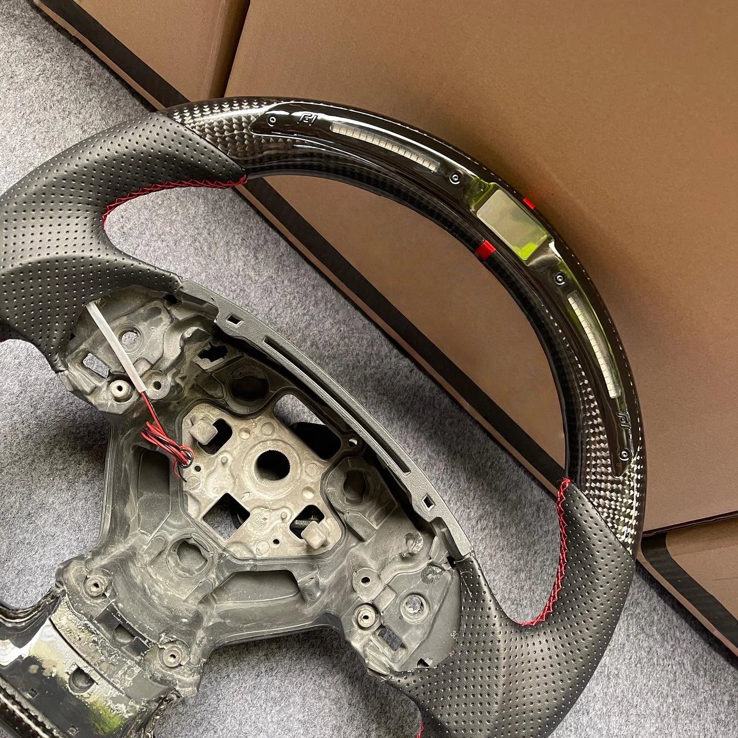 LED Carbon Fiber Steering Wheel For Chevrolet Camaro ZL1