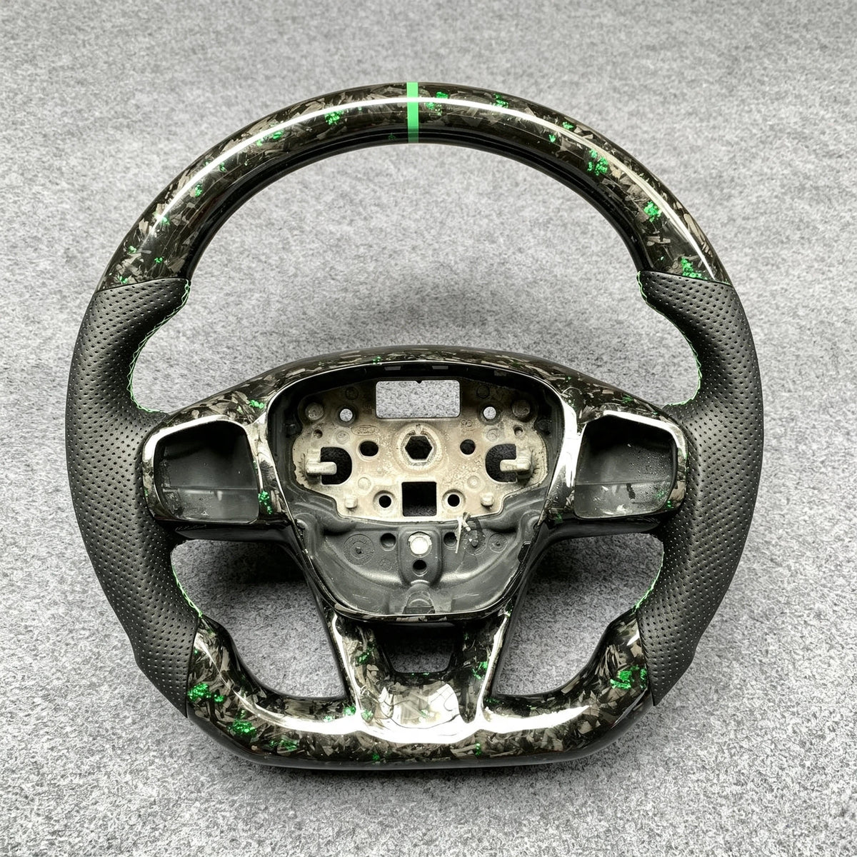 Green Flakes Forged Carbon Fiber Steering Wheel for Ford 2019-2025 Ford Focus MK4 RS ST/Bronco Sport/Escape