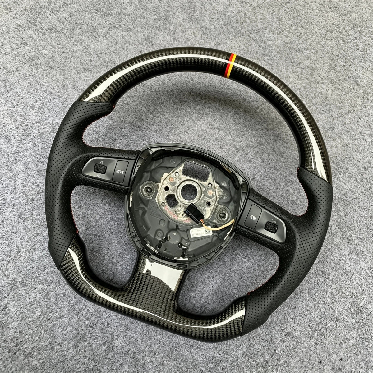 Carbon Fiber Steering Wheel Fits Audi A6 C6 A4 B7 A8 S8 Q7