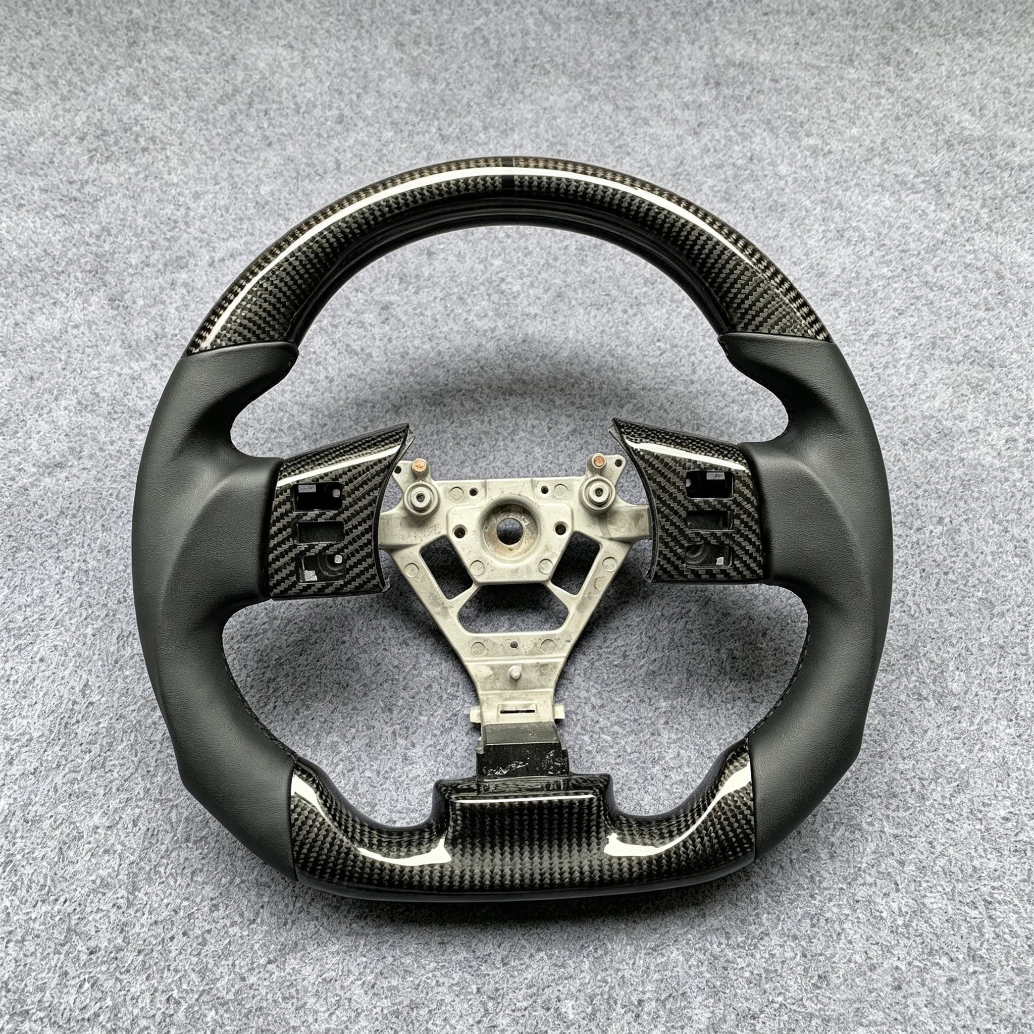 Carbon Fiber Steering Wheel For Nissan 2003-2010 350Z / Z33